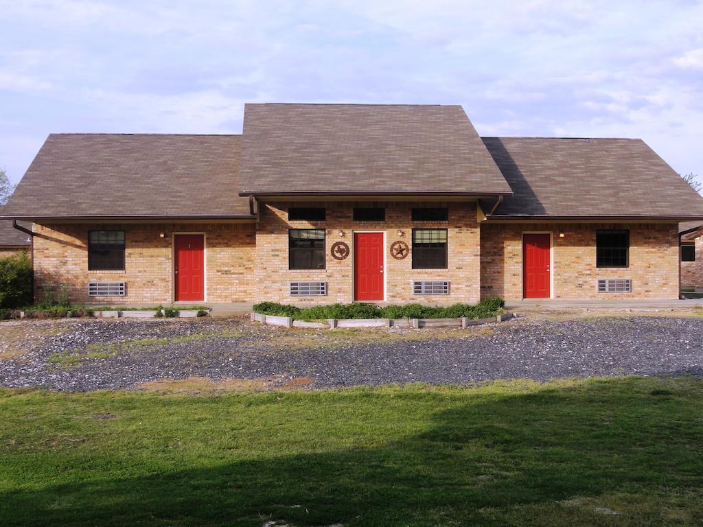 Lake Fork Marina & Motel Gunter Exterior photo